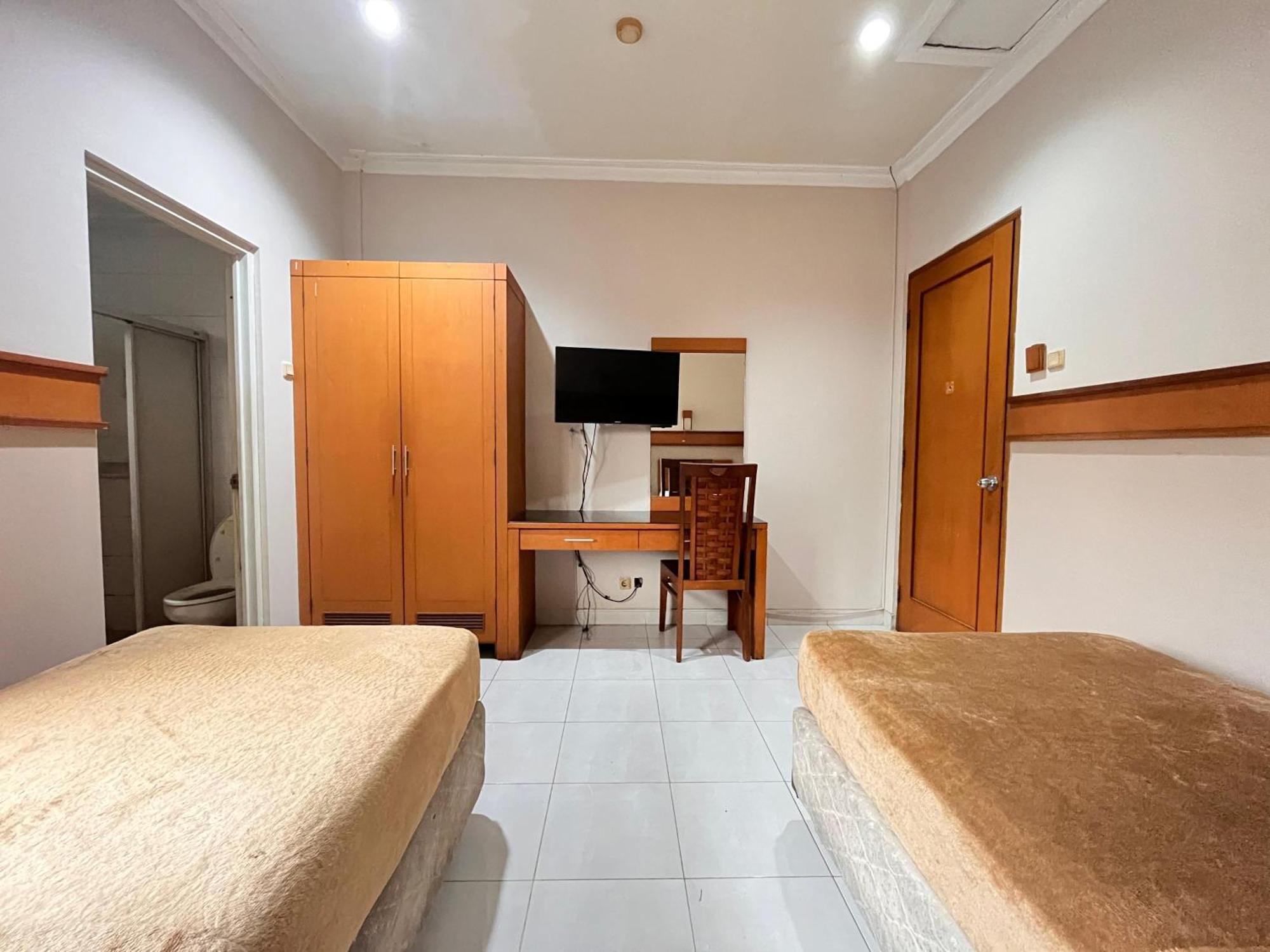 Hotel Caravan Tanah Abang Cakarta Dış mekan fotoğraf