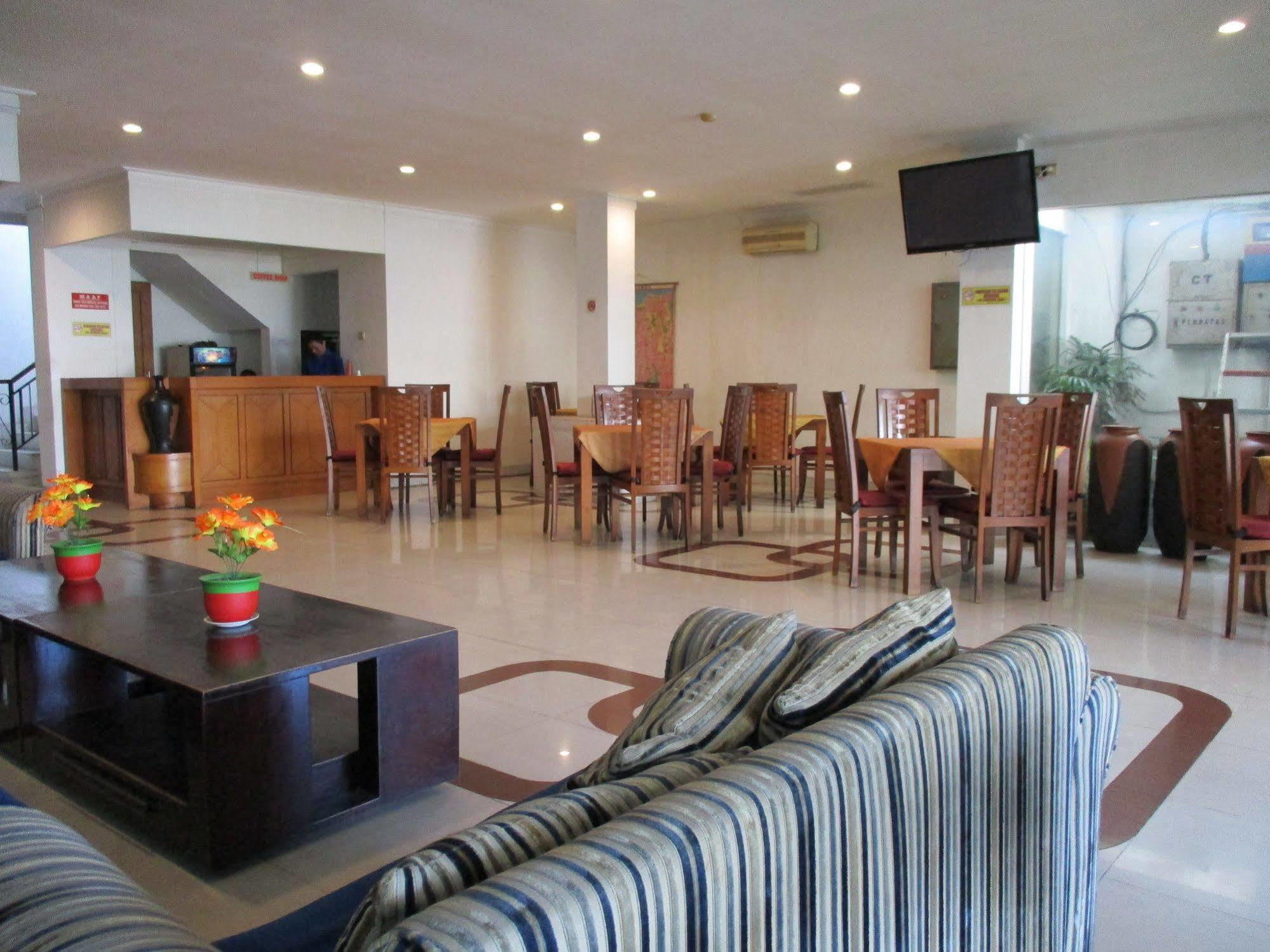 Hotel Caravan Tanah Abang Cakarta Dış mekan fotoğraf