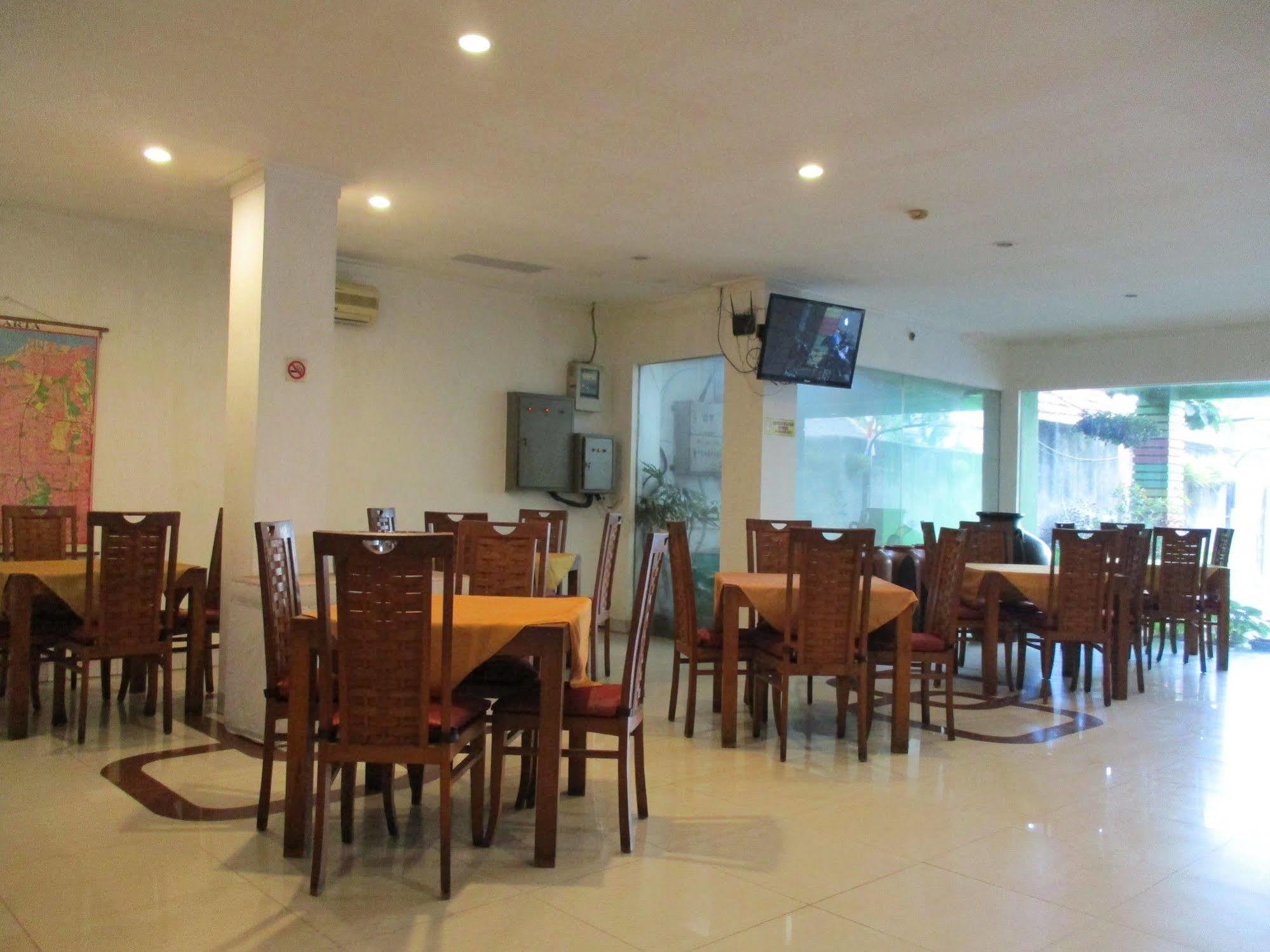 Hotel Caravan Tanah Abang Cakarta Dış mekan fotoğraf